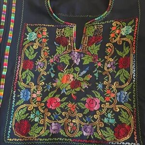 Hand stitched garden Thoub Multicolor
